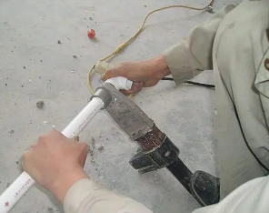 丽江漏水维修电话